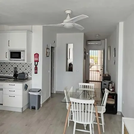 2 Bed Beachfront Apartment In Mojacar Exterior photo
